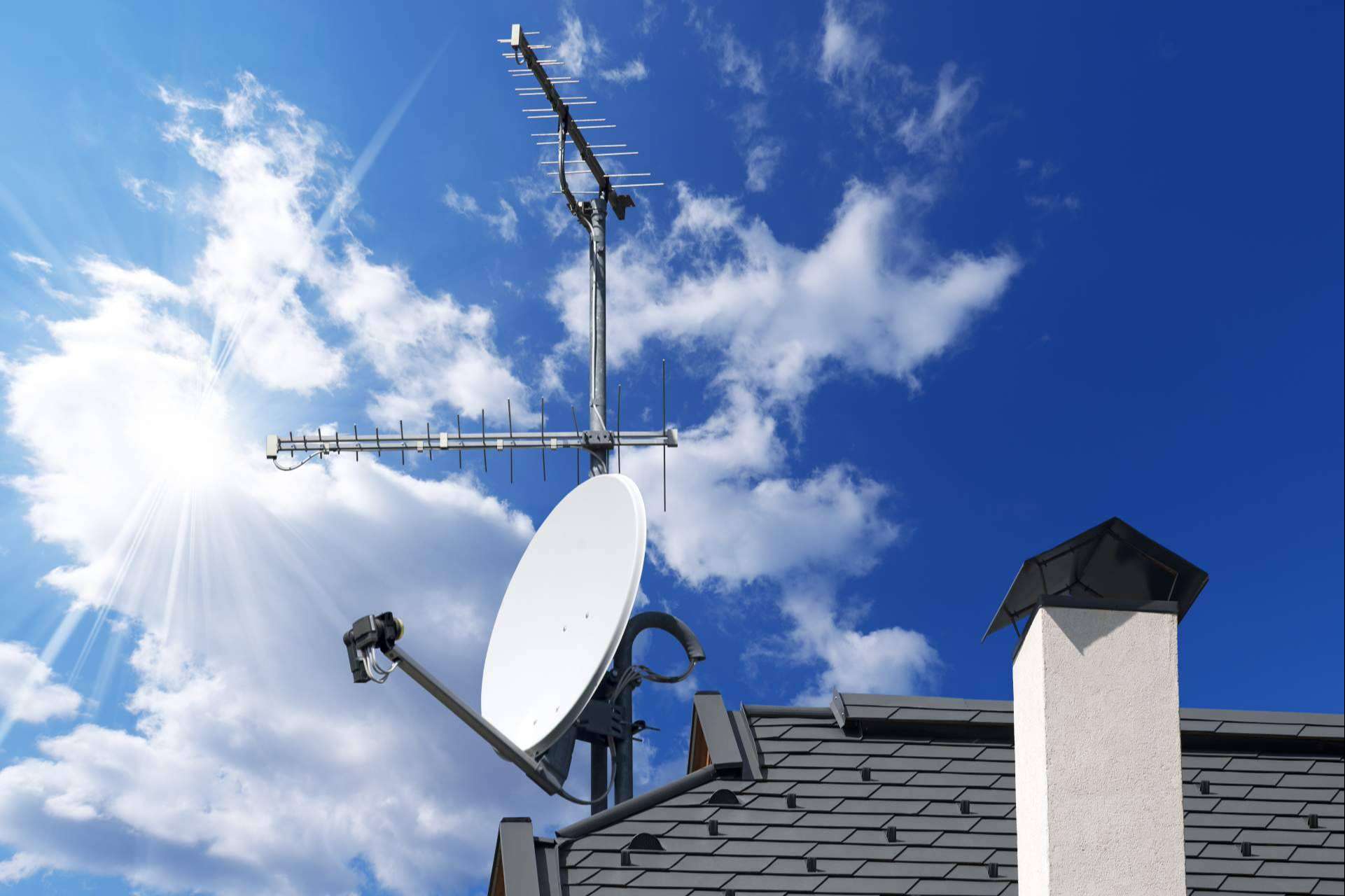 Antenistas Torrente se encargan de la ampliación de señal wifi y de señal de telefonía móvil