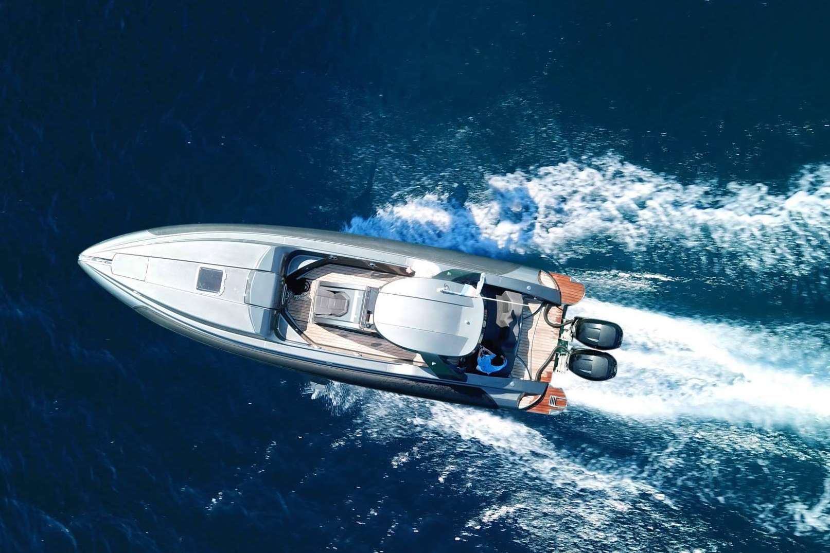 Los accesorios náuticos dotan de comodidad y estética a una embarcación