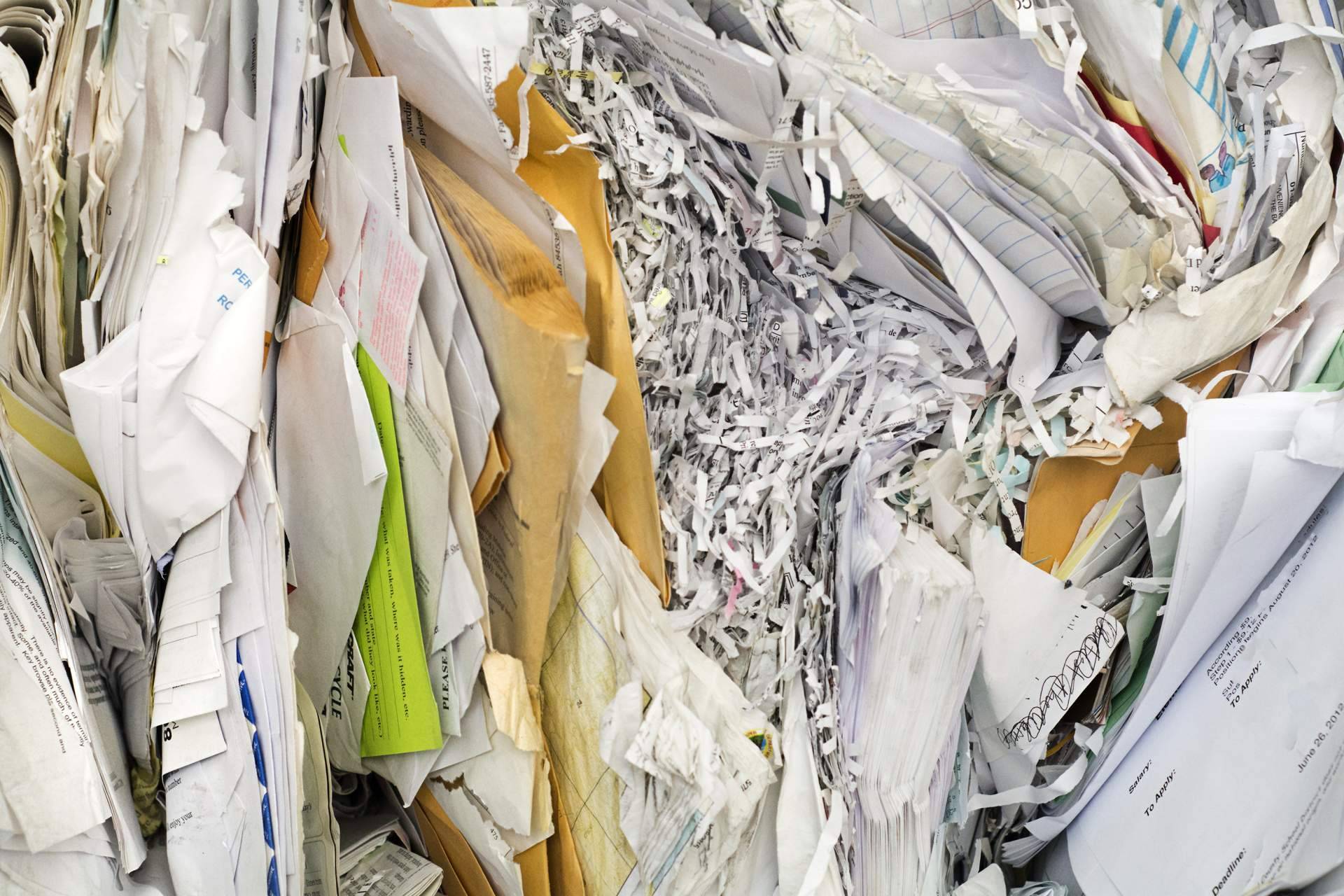 Reciclaje de papel o documentos no confidenciales, con la compañía experta Dataeraser