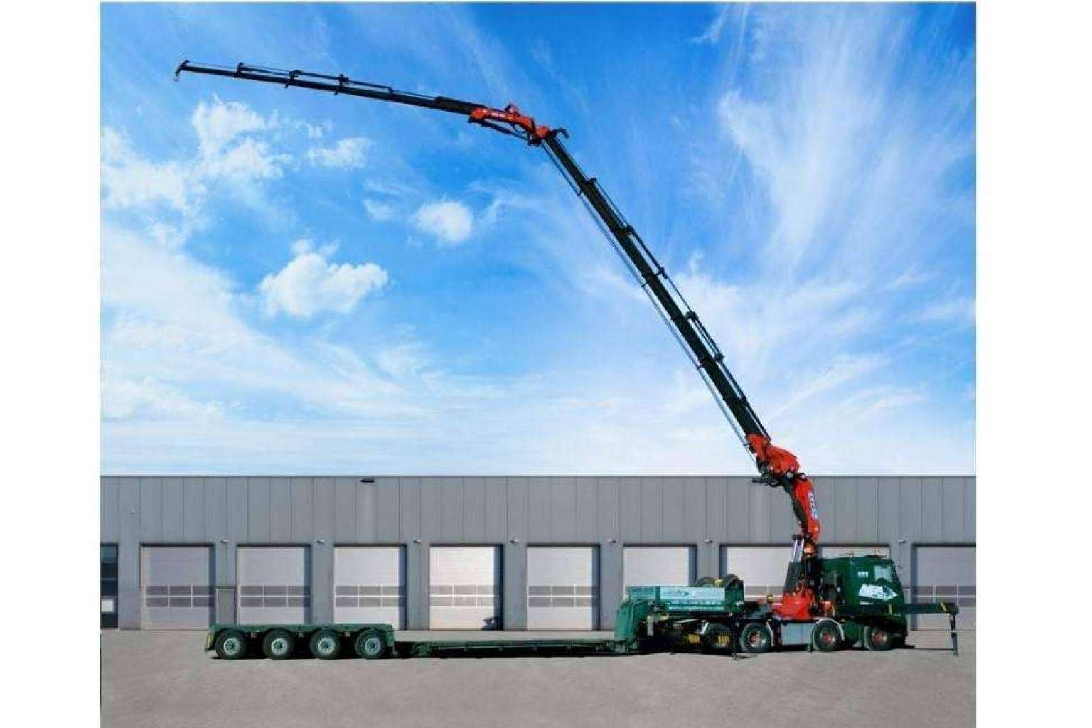 Transportes Ángel Velasco y Especializados Anri disponen de una nueva tractora grúa