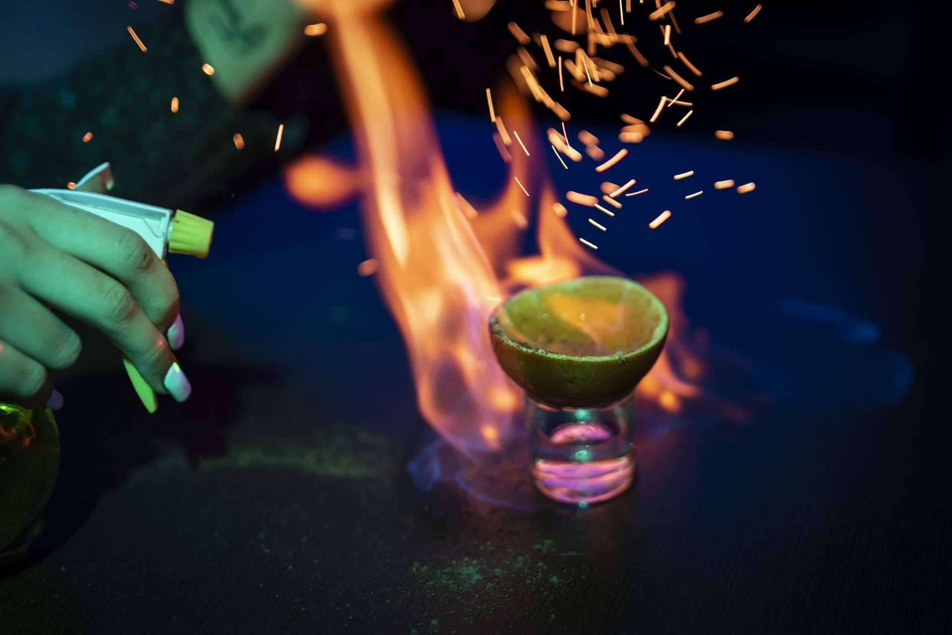 Espit Chupitos Madrid Sol transforma el modo de salir de fiesta en la capital española con sus más de 600 chupitos