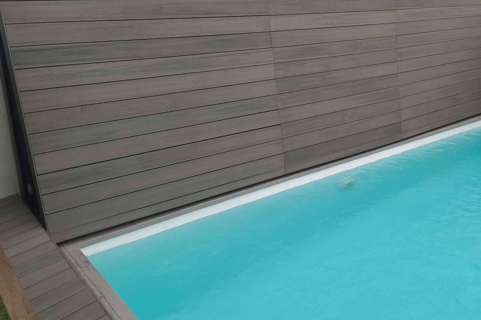 Las cubiertas de piscinas de NewCover permiten mantenerlas limpias durante todo el año