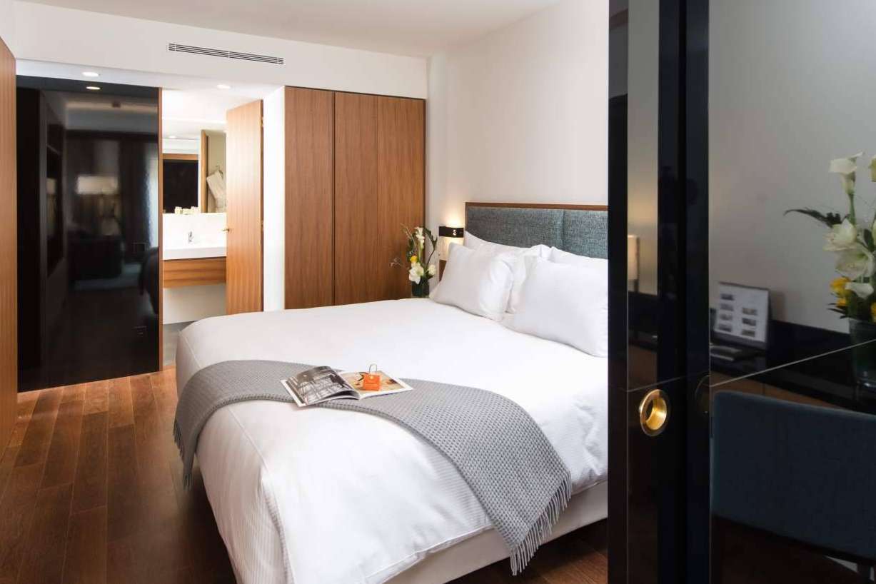 Insolit y su nuevo proyecto de iluminación en el hotel Fraser Suites Geneva, situado en Suiza