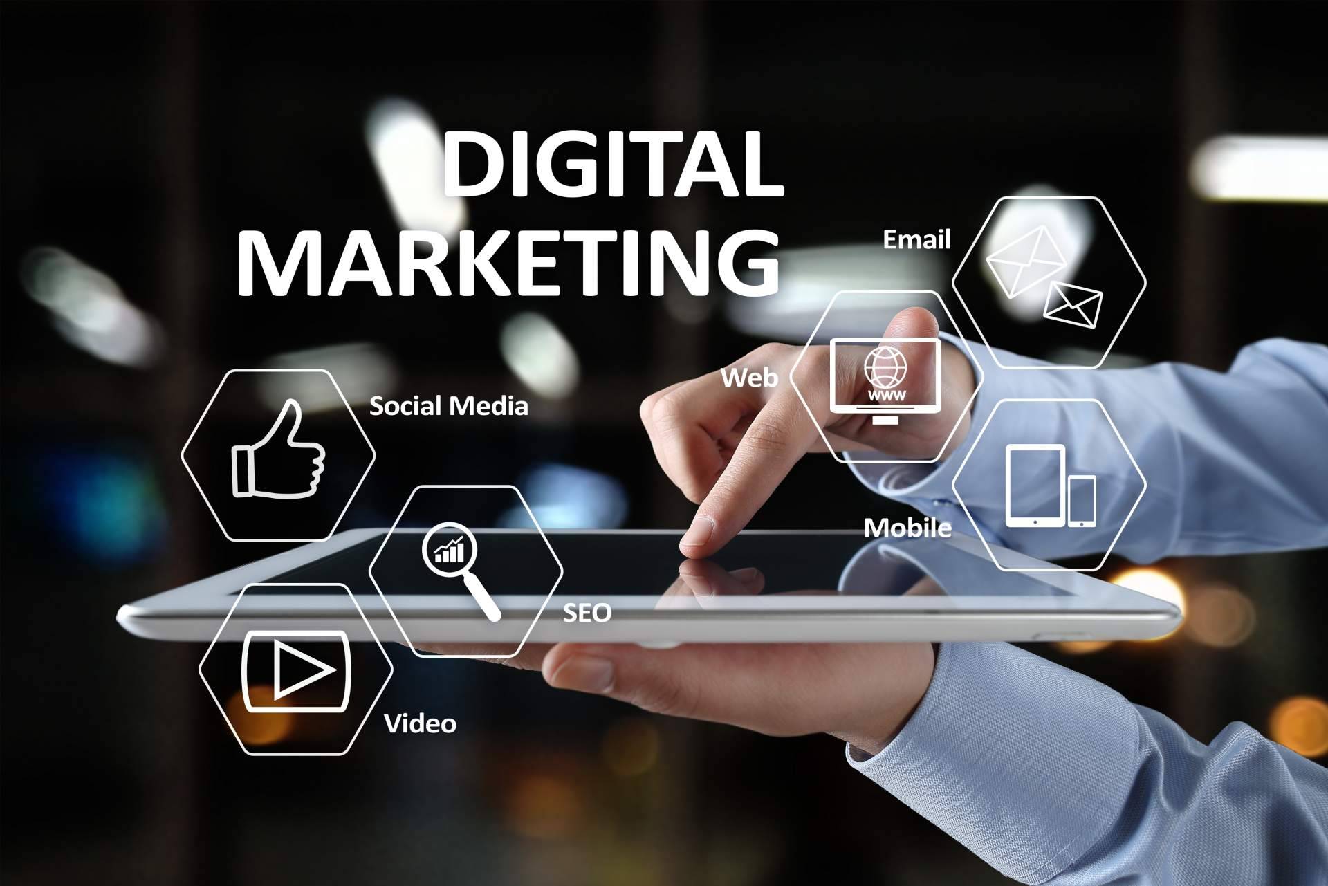 La importancia de llevar las redes sociales al día para un negocio