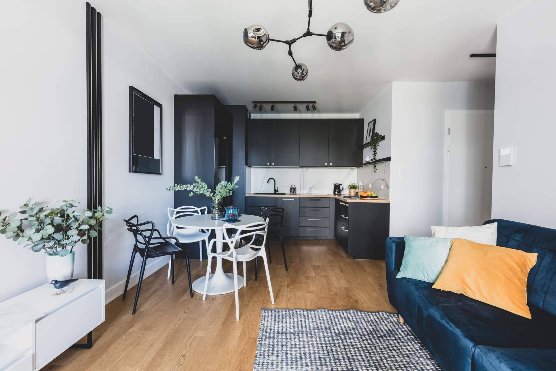 Los beneficios del alquiler de muebles, por Home Essentials