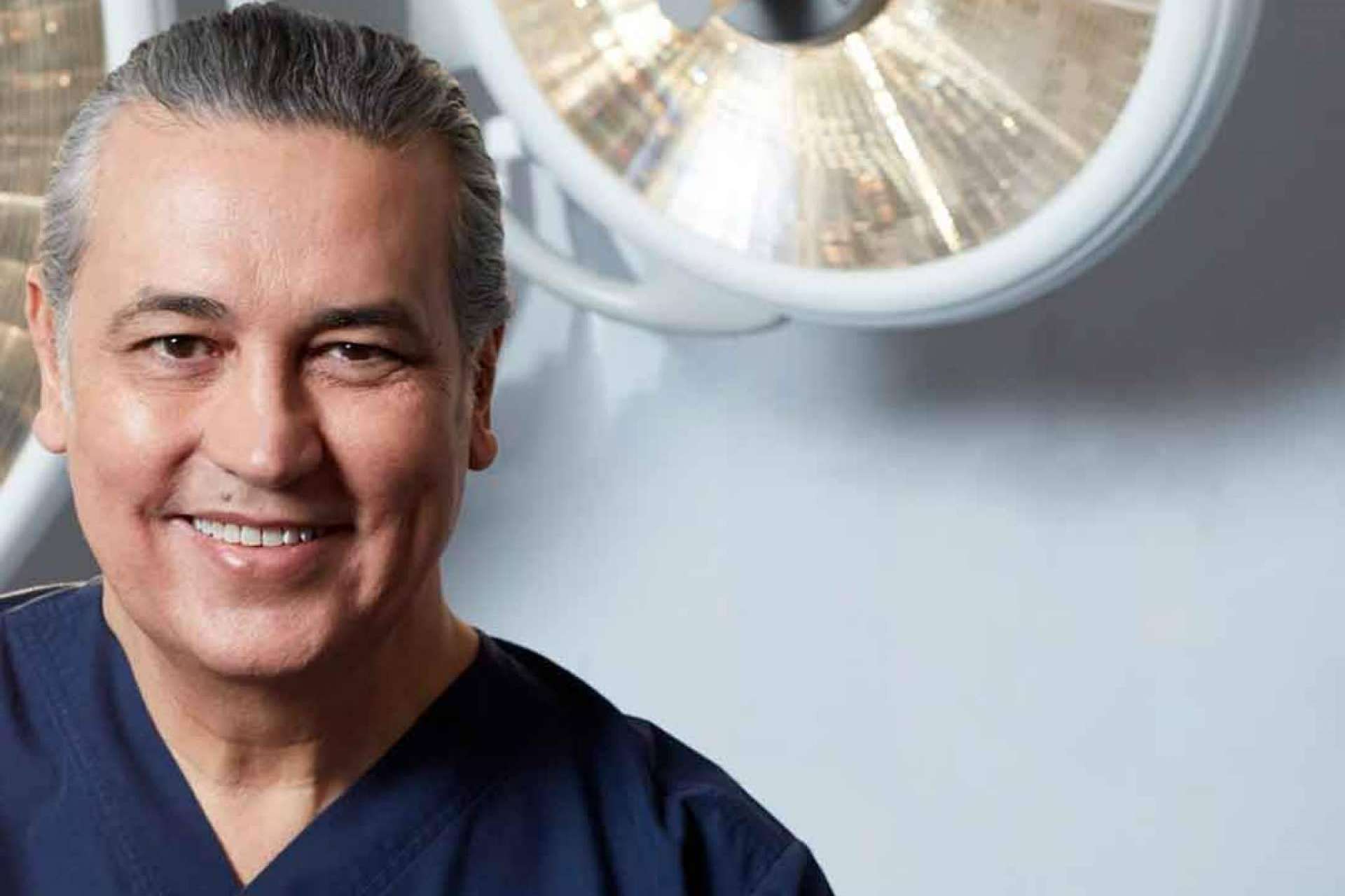 El Dr. Jorge Planas es considerado uno de los mejores cirujanos plásticos, por Forbes