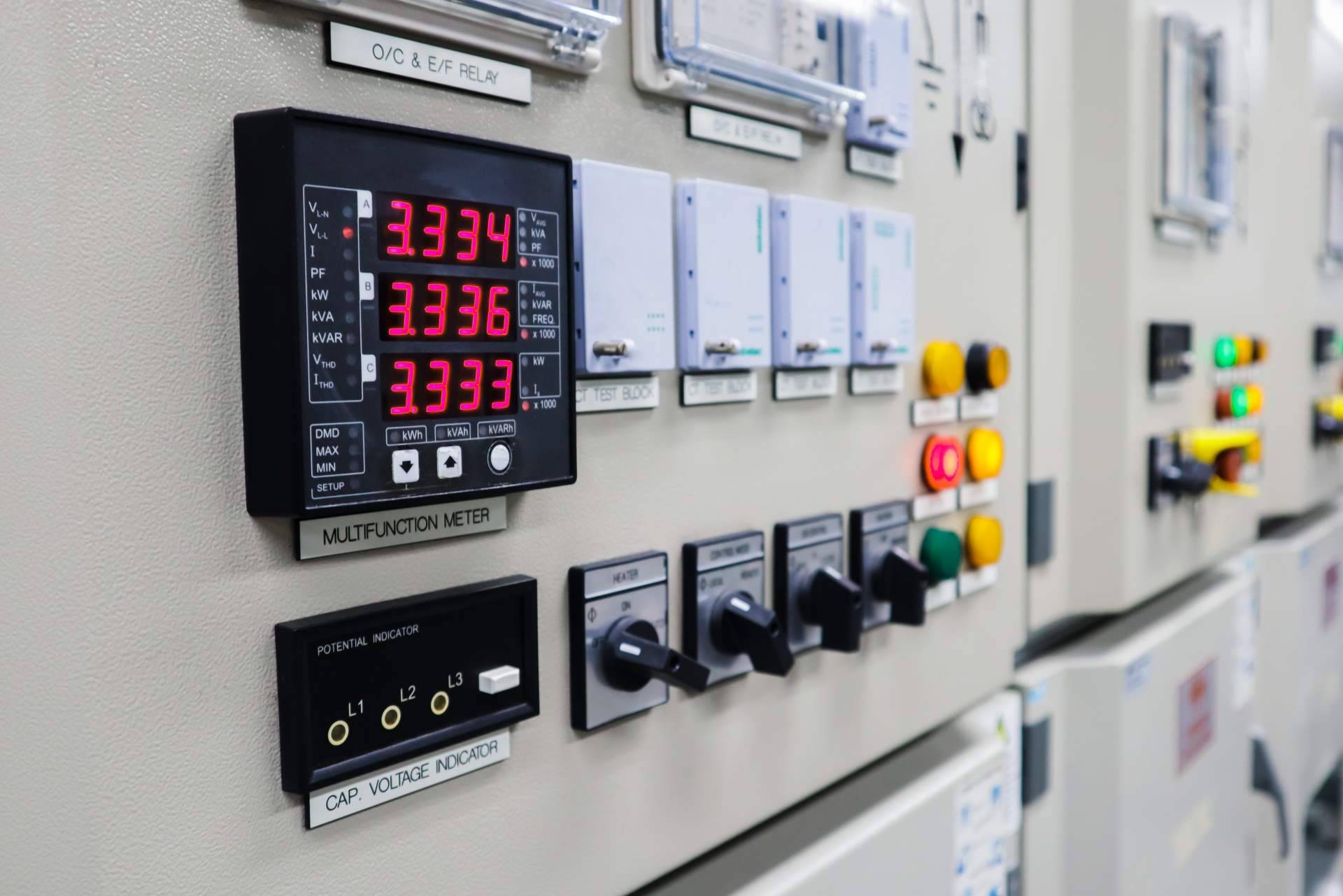 Los expertos de Saveelec ayudan a tramitar los boletines eléctricos en Valencia
