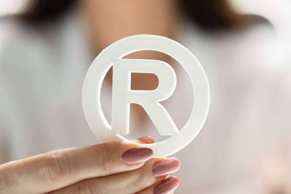 iMarcas, la ley de marcas y las prohibiciones absolutas y relativas en el registro de una marca