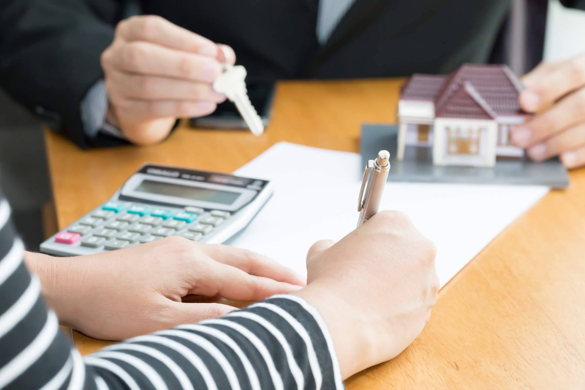 Vender una casa sin comisiones gracias a Hello House Sevilla