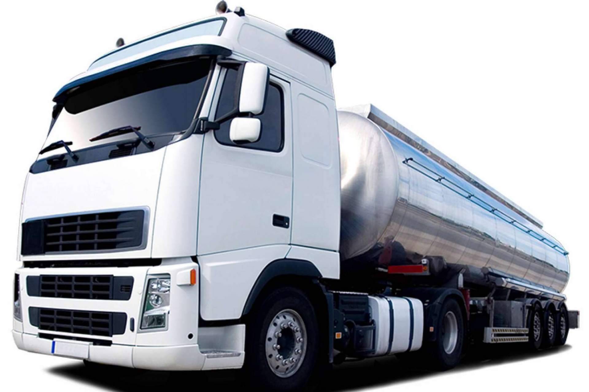 Autoescuela 2000 indica qué se necesita para transportar mercancías peligrosas