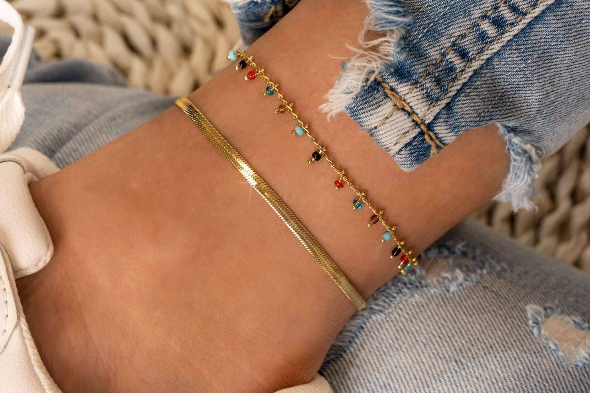 Tobilleras, un complemento imprescindible en el look de este verano