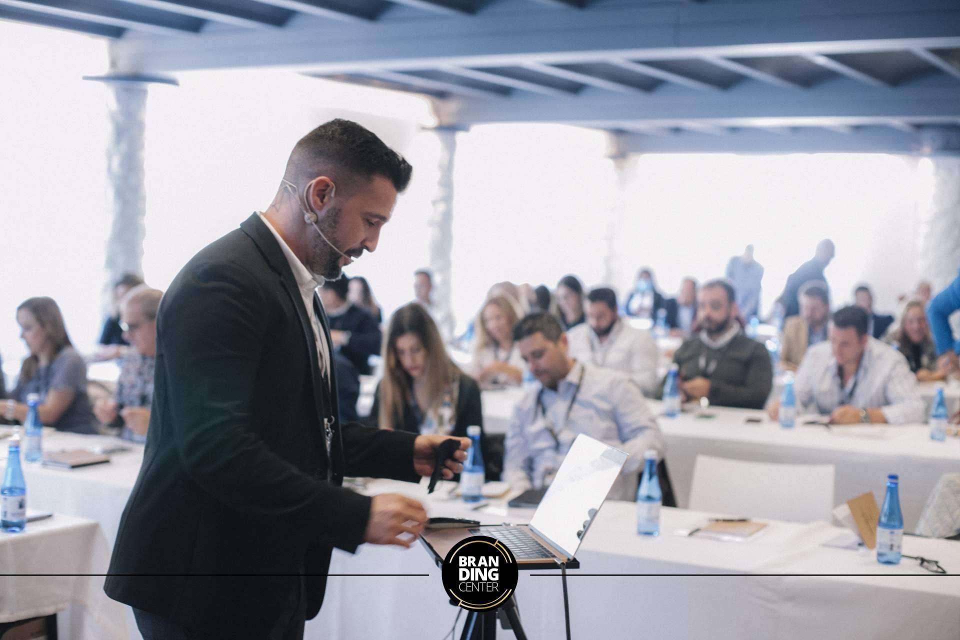 Alberto Conesa convierte a BrandingCenter® en una de las mejores agencias de marketing inmobiliario en habla hispana en tiempo récord