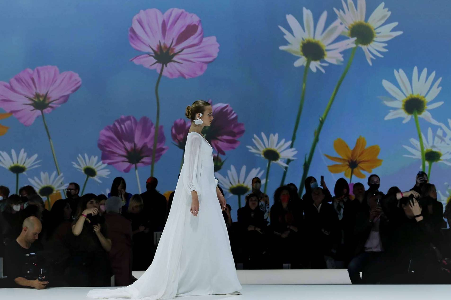 ¿Qué tendencias en vestidos de novia cobrarán protagonismo en el próximo año 2023?