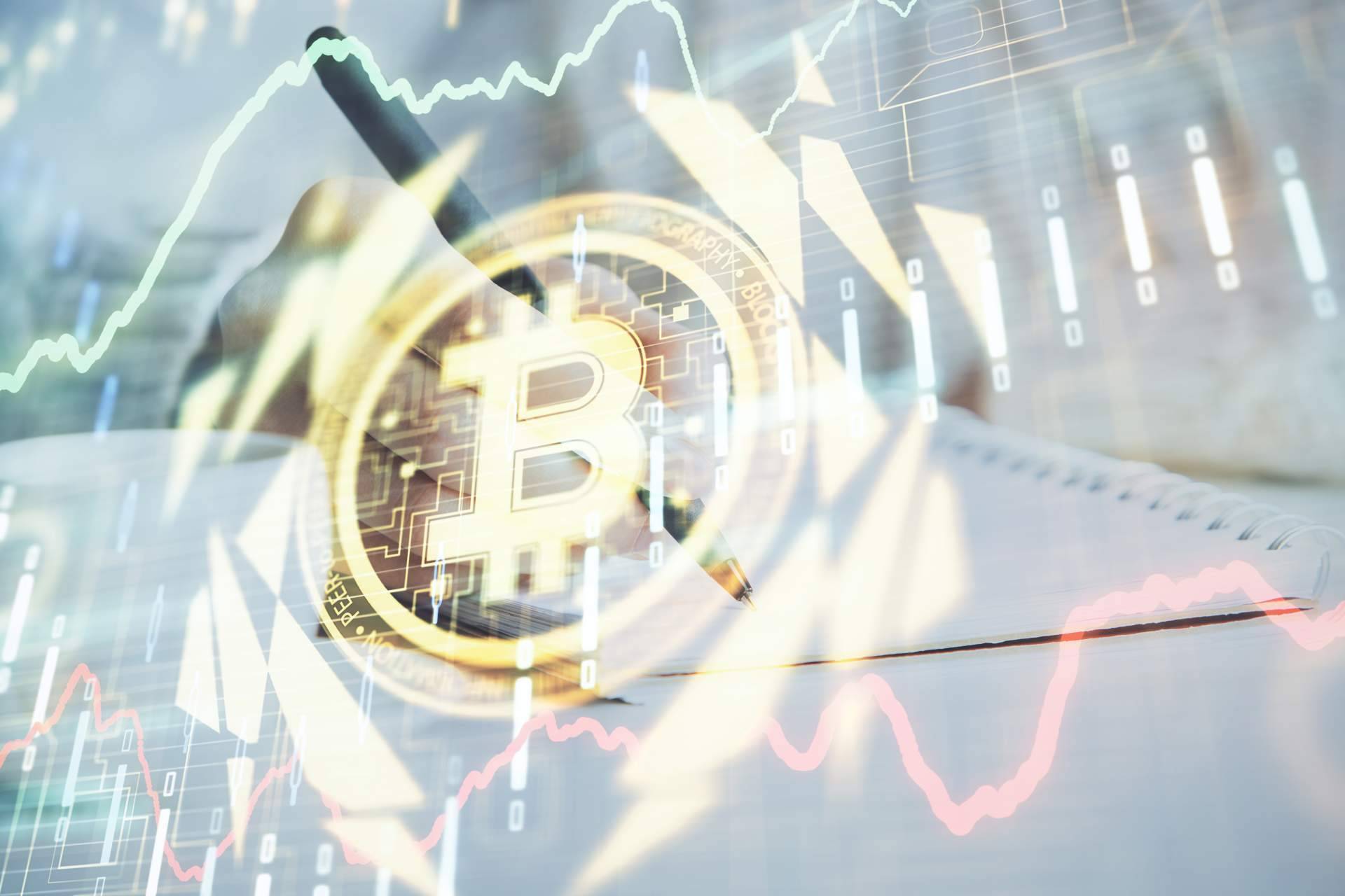 Francisco José Suárez Díaz y su asesoría sobre cómo invertir en criptomonedas bienes raíces