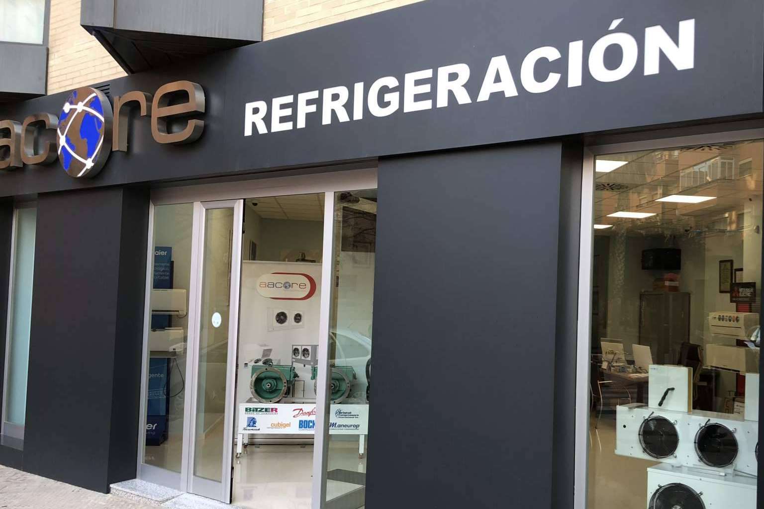 AACORE SUPPLY aconseja sobre las cámaras frigoríficas más convenientes según las necesidades