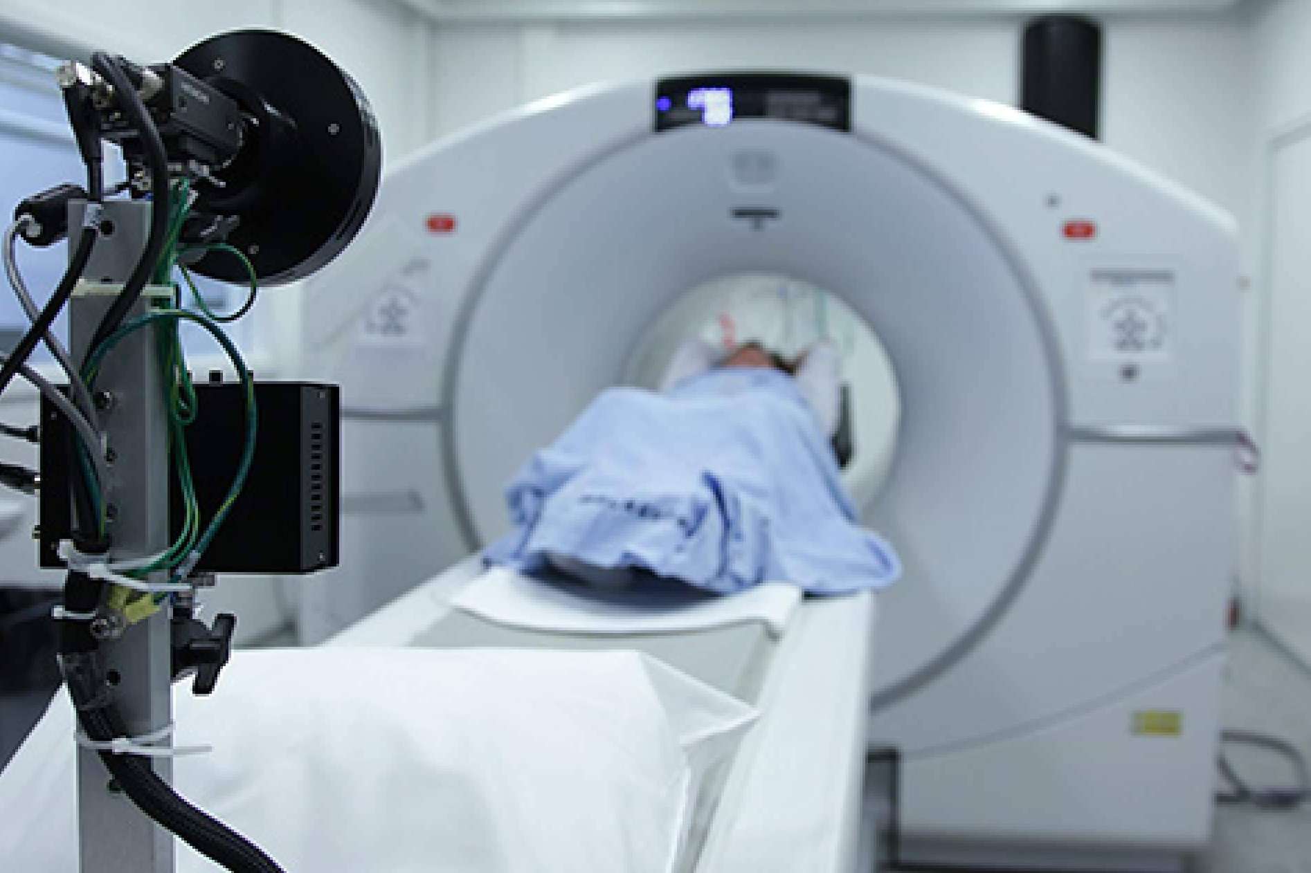 Emails de clínicas médicas en España, con BancoDatos