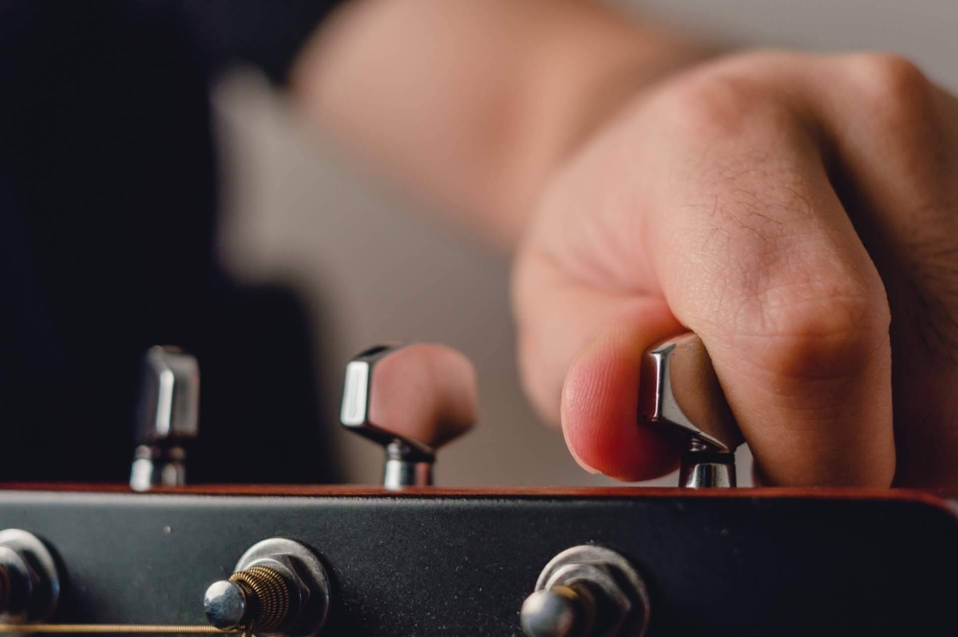 Campañas personalizadas que acercan a grandes músicos con sus fans, con la agencia de marketing Asombro Extremo