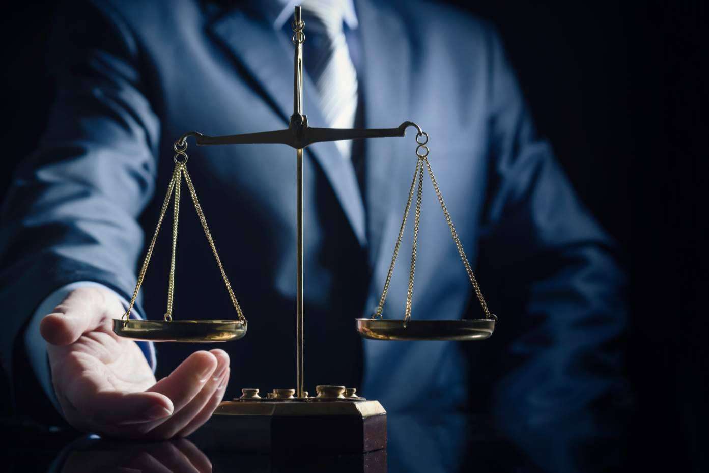 Asesoramiento jurídico con el equipo de profesionales de Dual Asociados