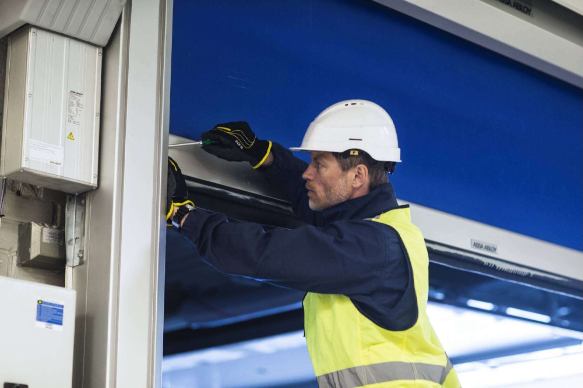 ¿Por qué es importante el mantenimiento preventivo de entradas automatizadas?, por ASSA ABLOY Entrance Systems