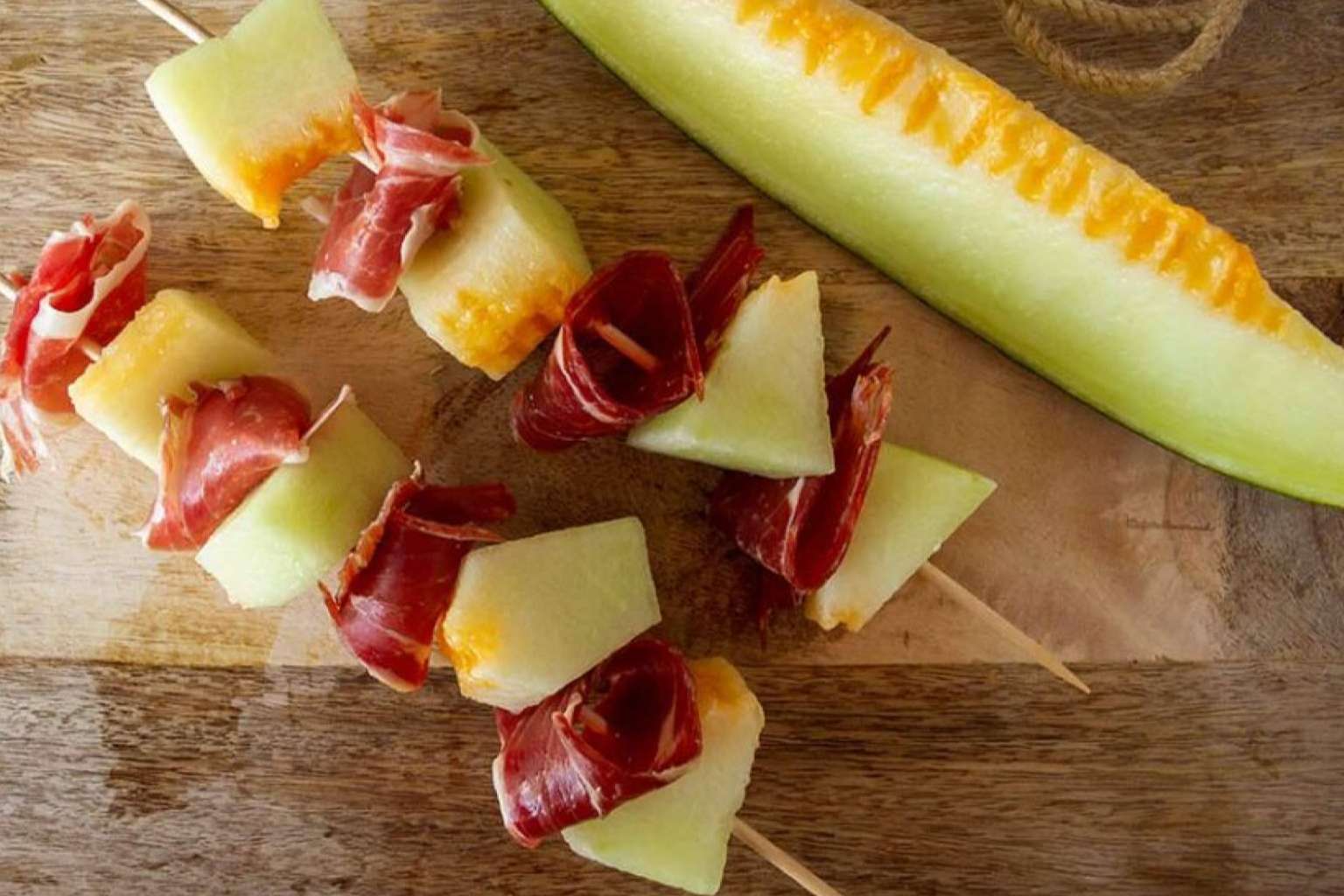 Enrique Tomás ofrece su jamón ibérico como aliado en los calurosos días de verano