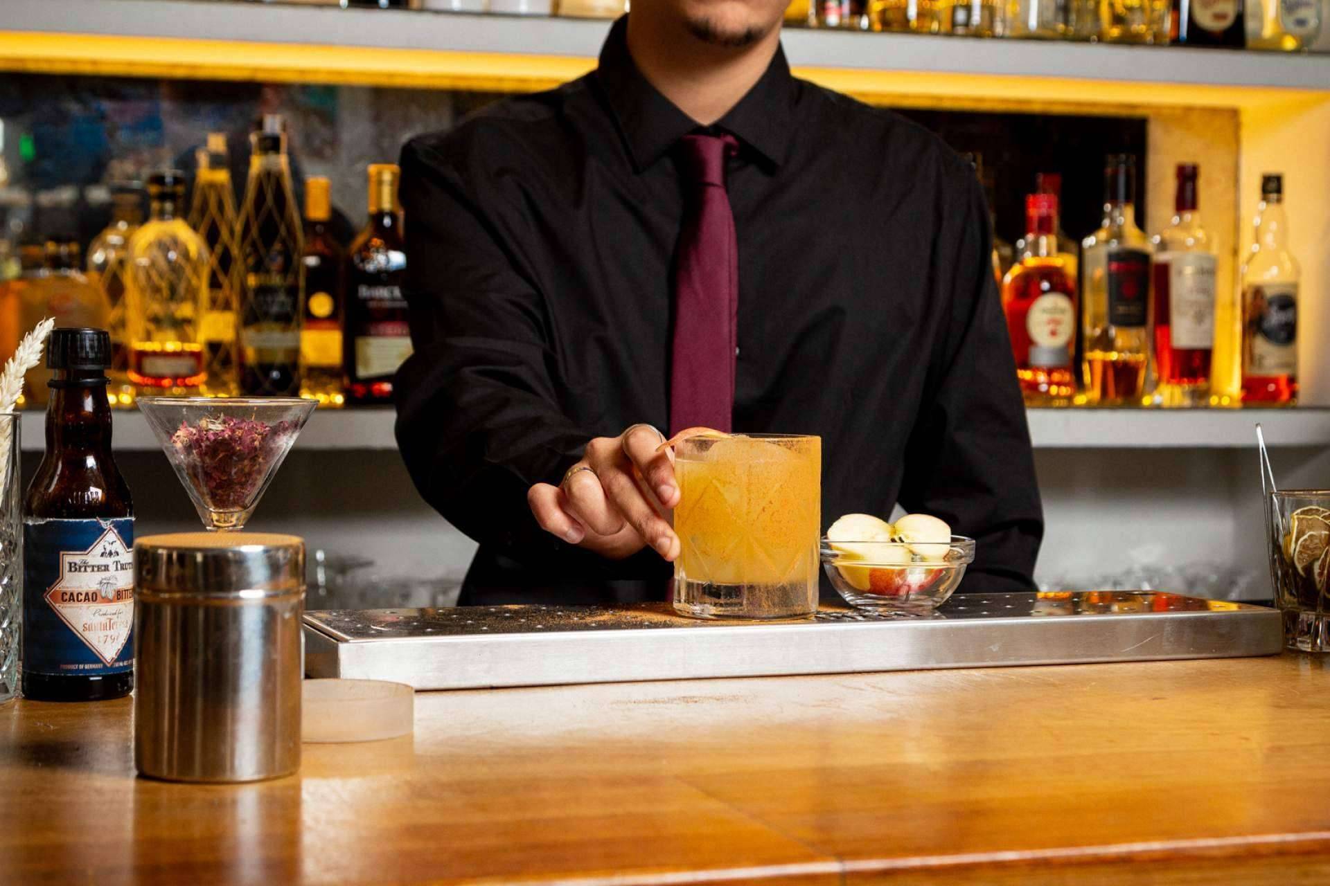 Curso online de coctelería en la Escuela de Coctelería de Madrid (ESCOM)