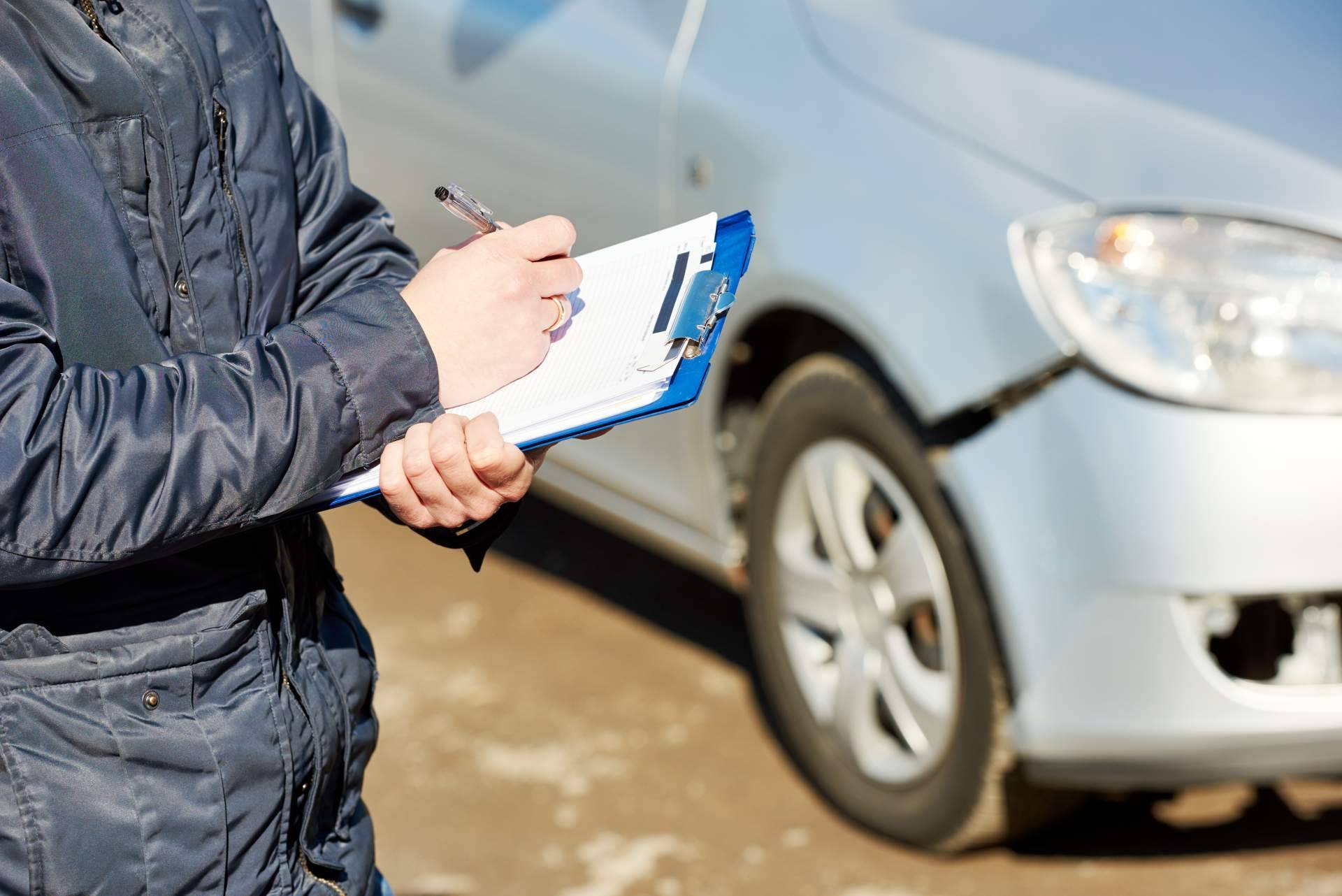 Cómo tasar un coche, de la mano de Compramostusiniestro.es