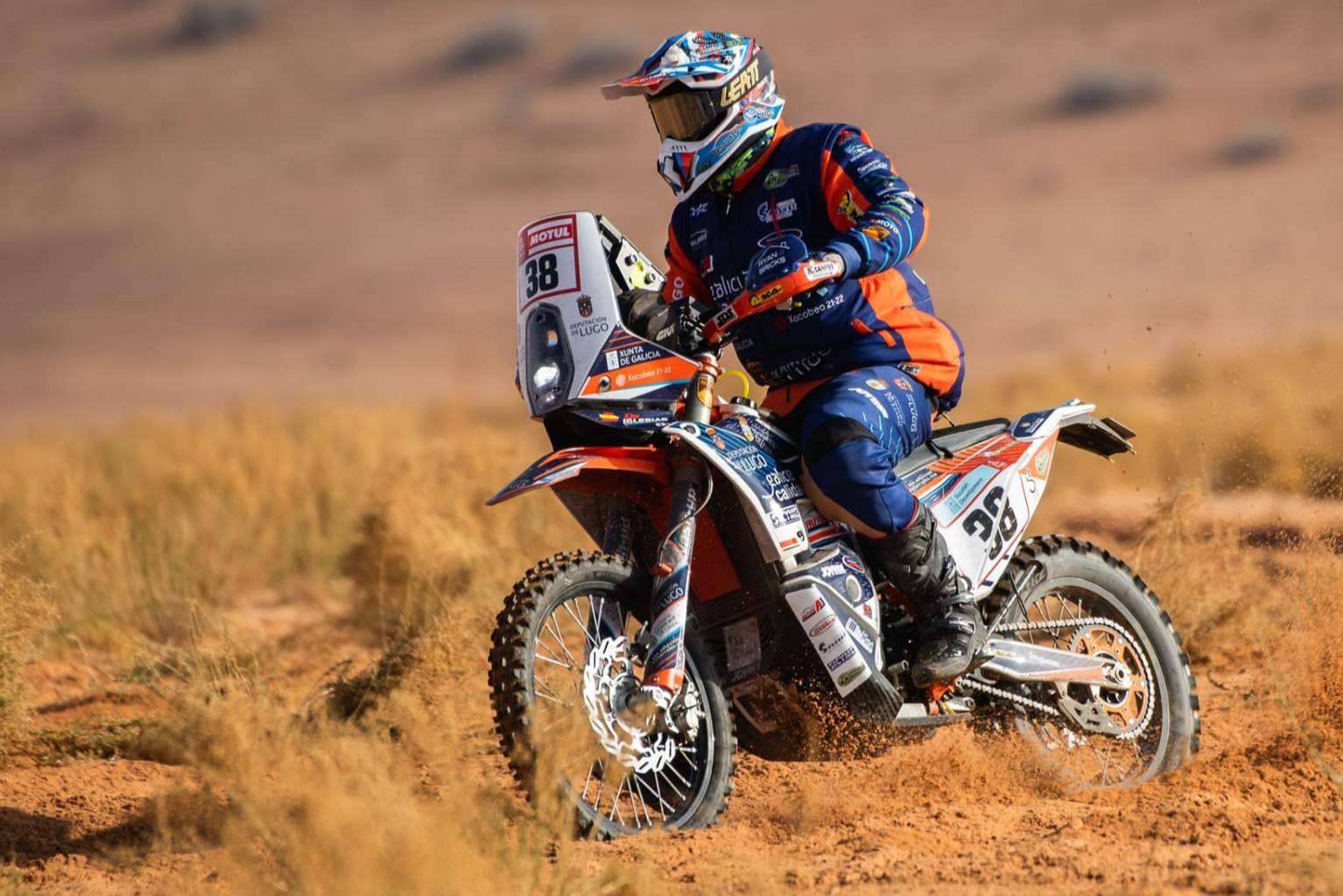 Acerca de la equipación off road personalizada de calidad de ADHESIVOSEMBARRADOS