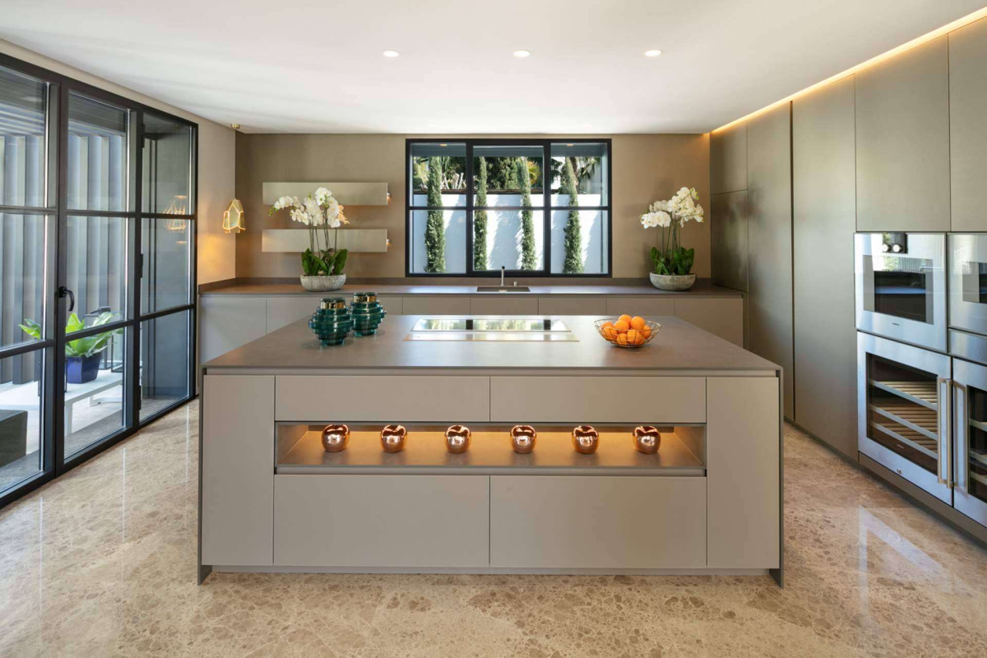 Generar impacto en el valor de villas de lujo en Marbella, con Zeuthen & Company