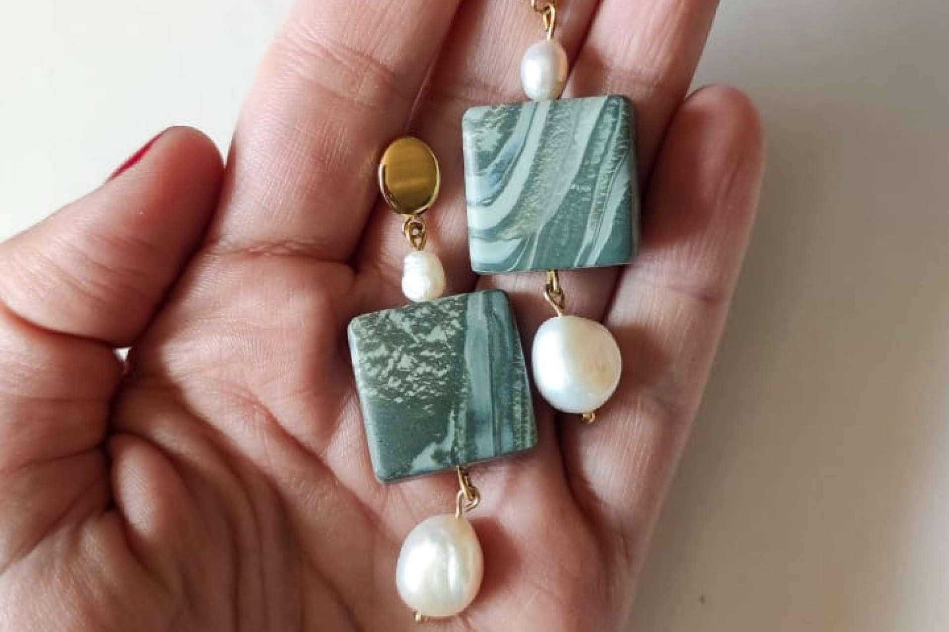 Maialen Co. elabora collares hechos a mano