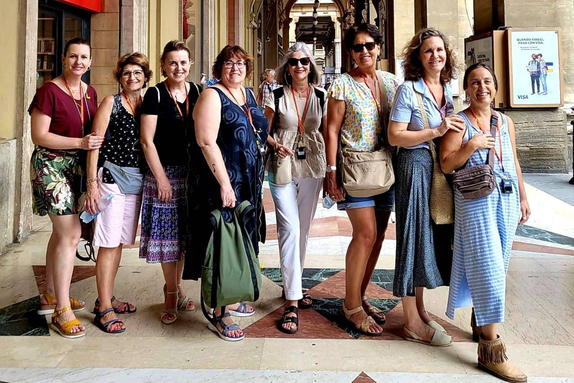 Viajar sola en grupo desde Barcelona, de la mano de Concédete Deseos