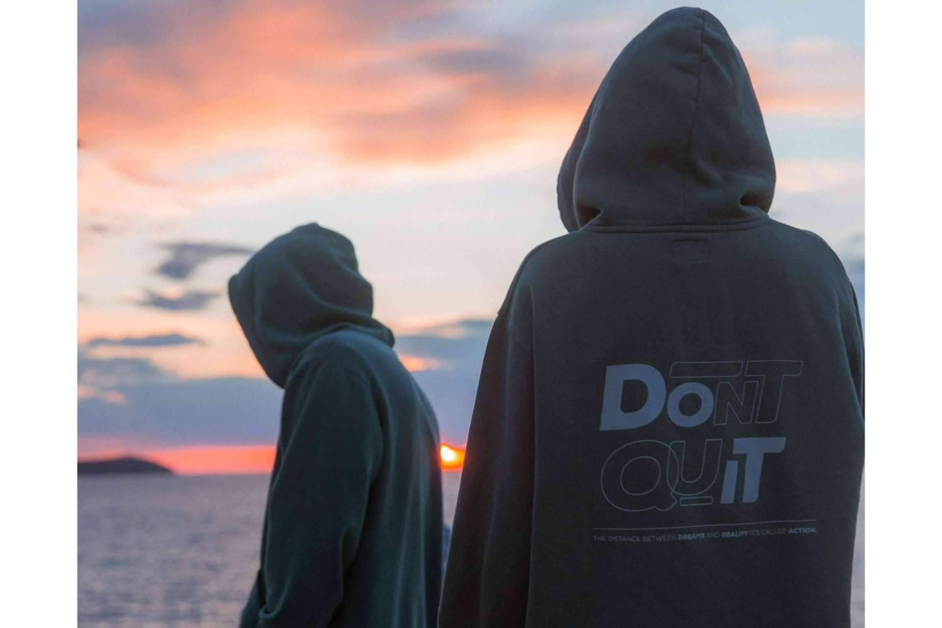 Los jóvenes apasionados de la aventura optan por las sudaderas unisex de Troppo