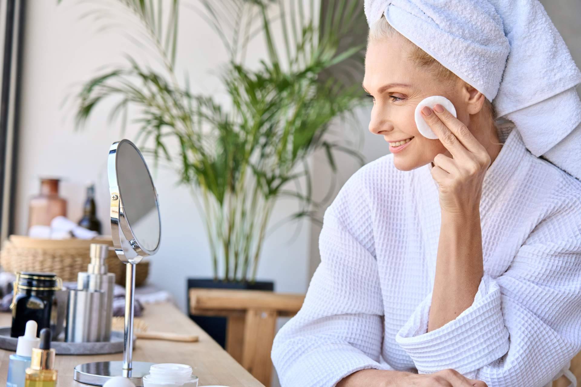 Limpieza de la piel garantizada y confort en pieles maduras con el dúo DERMAL CLEAN de BIOTICALCARE