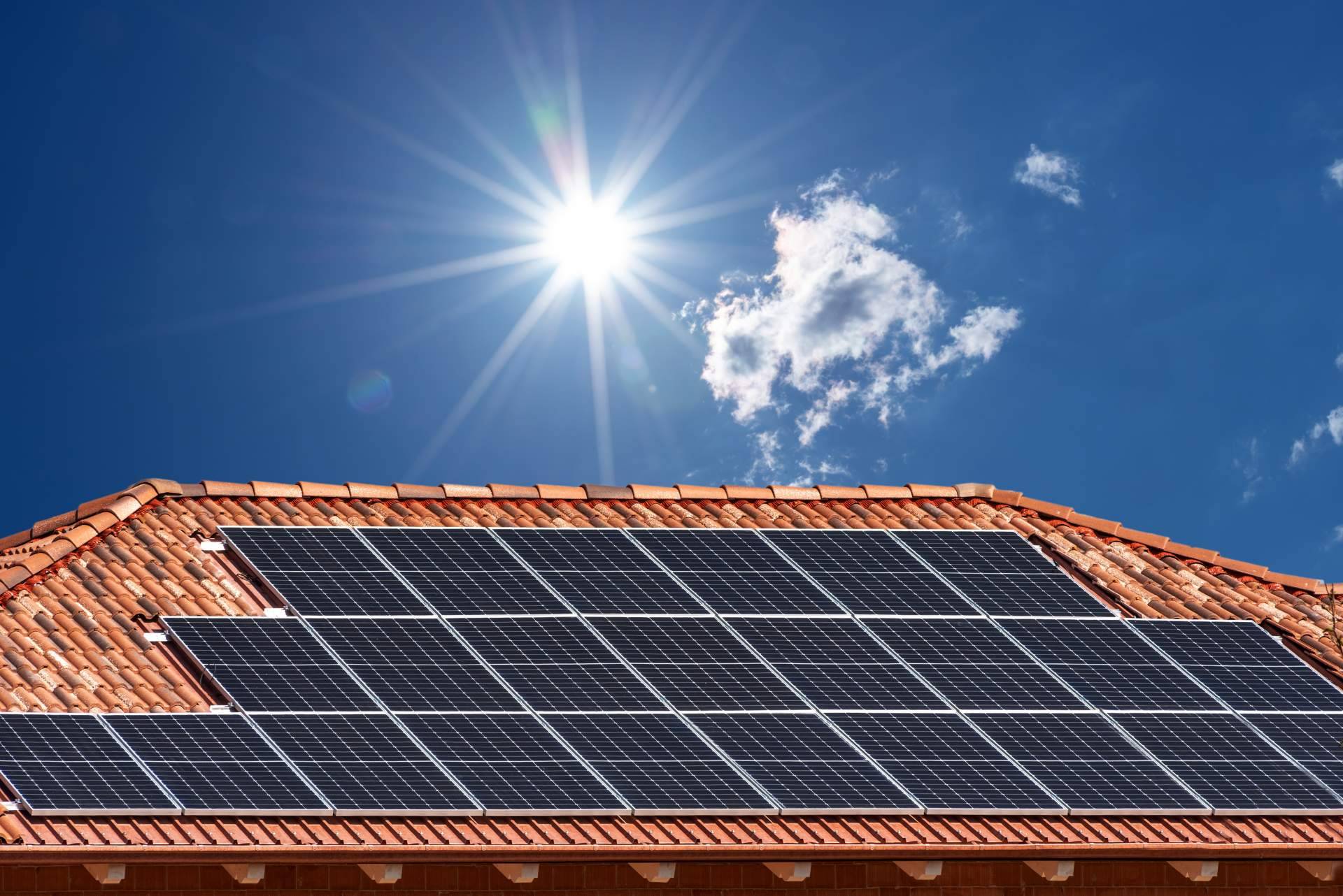 ¿Qué son las subvenciones Next Generation placas solares?, por Solarinstala