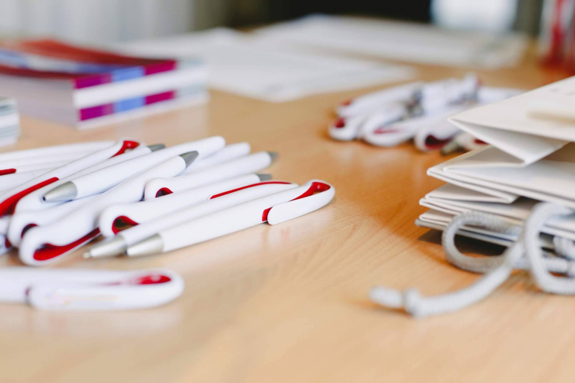 ¿Qué beneficios tiene el merchandising para las empresas en 2022?