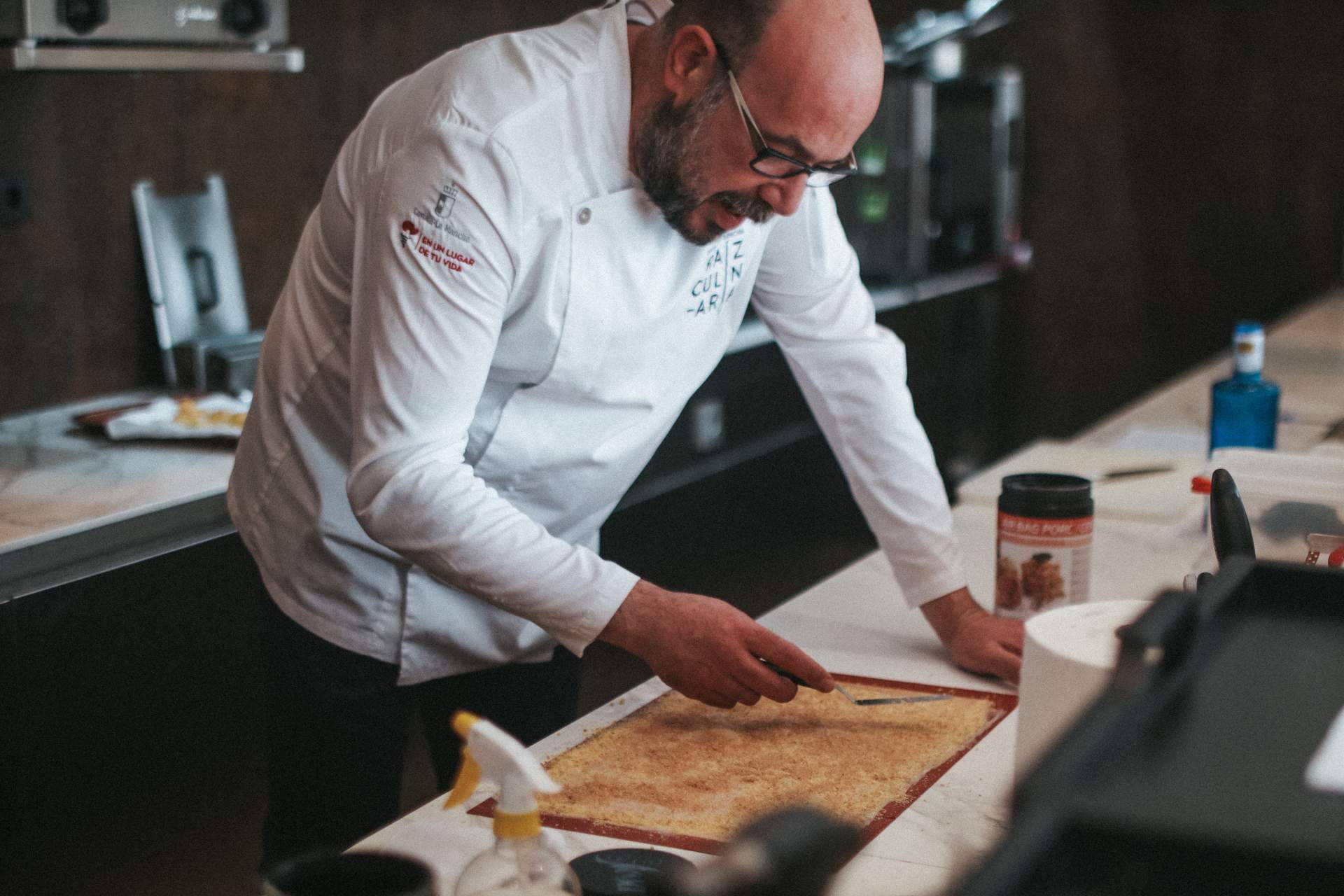 Dos cocinas, dos cocineros y cuatro manos