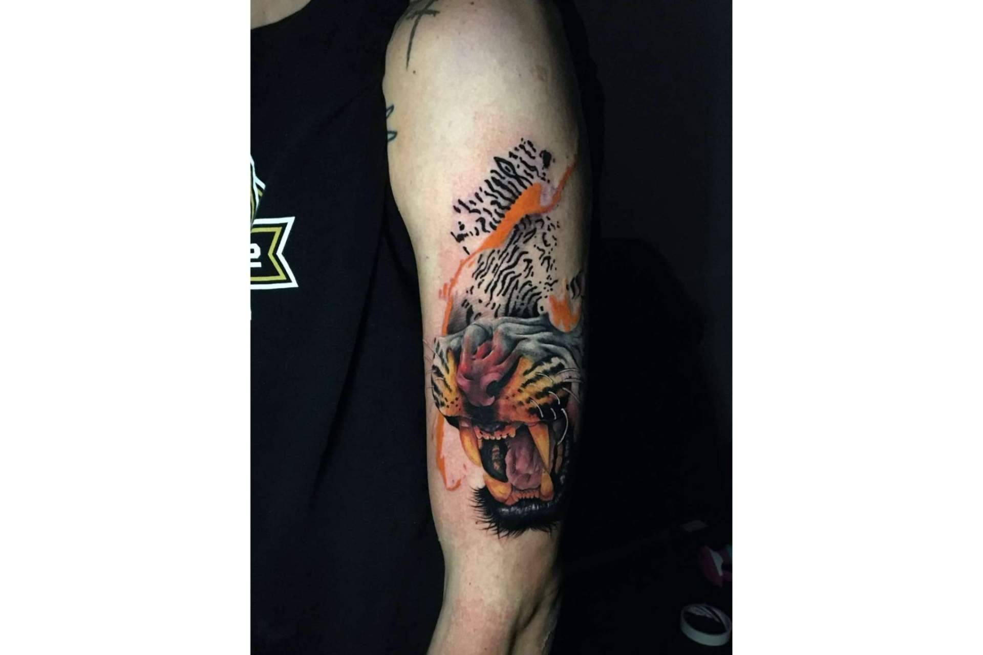 Vieja Escuela Tattoo, tatuajes realistas en blanco y negro o a color