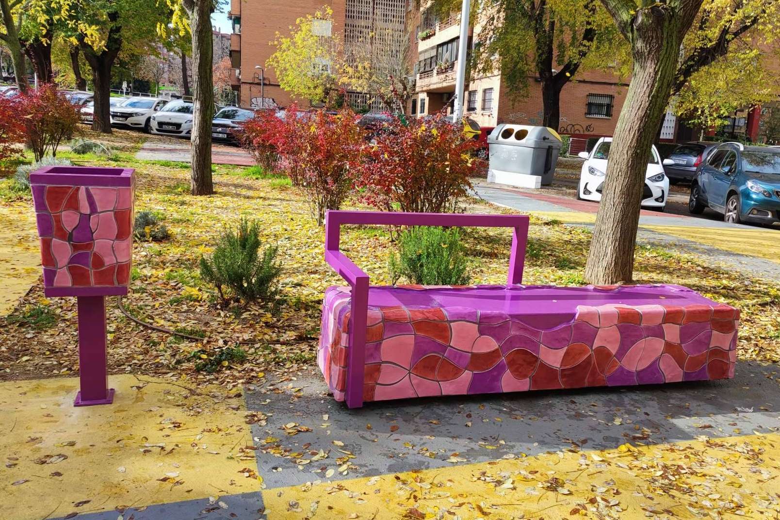 Diseño, color y elegancia, tres palabras que describen el trabajo de la tienda MobuArtex en los espacios urbanos