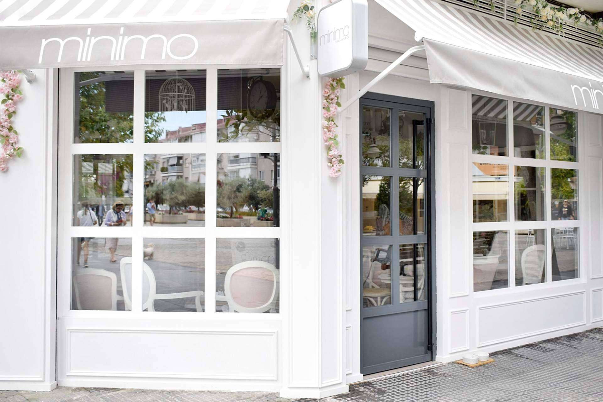 La primera tienda oficial de Minimo, Minimo Café Boutique