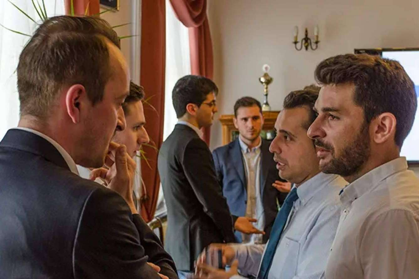 Una empresa dedicada al mundo digital como Carlos Herrera