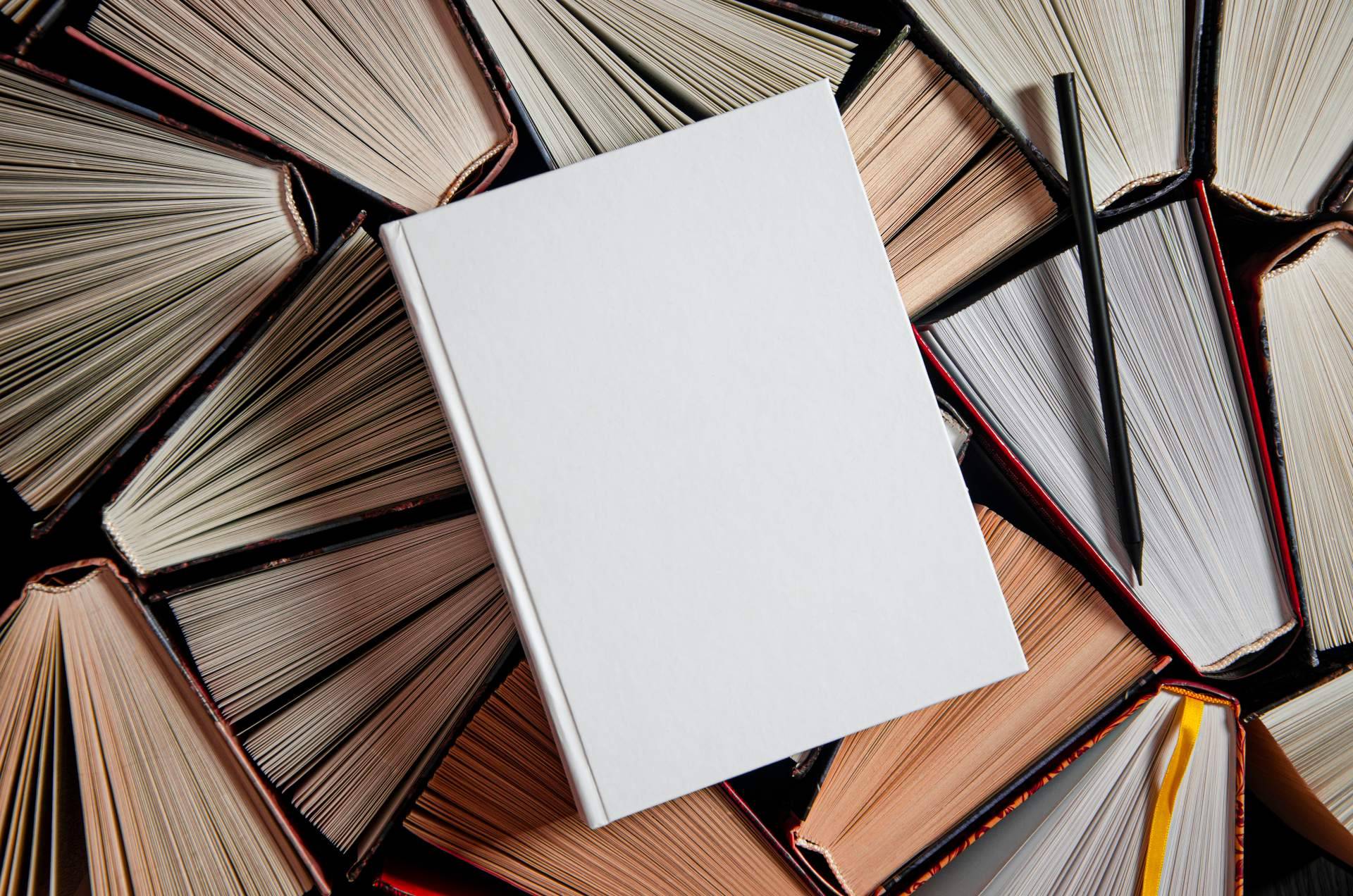 Diseñar una cubierta de libros única para atrapar al lector es importante