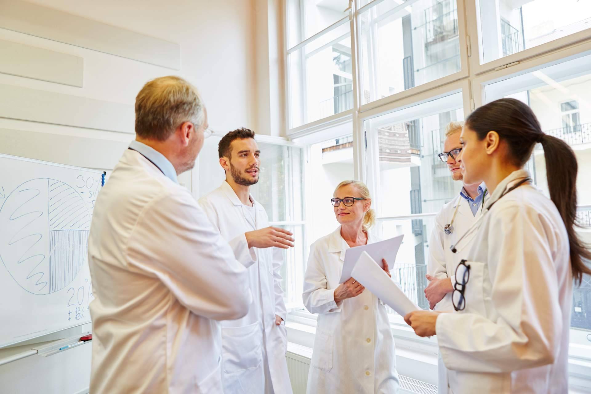La clínica especialista en adelgazamiento Adelgar se caracteriza por asegurar la satisfacción de sus pacientes