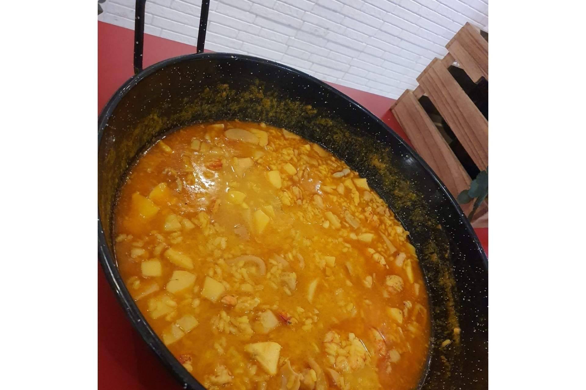 Una de las arrocerías en Valencia más reconocidas en la zona de El Cabañal, La Taberna Casera