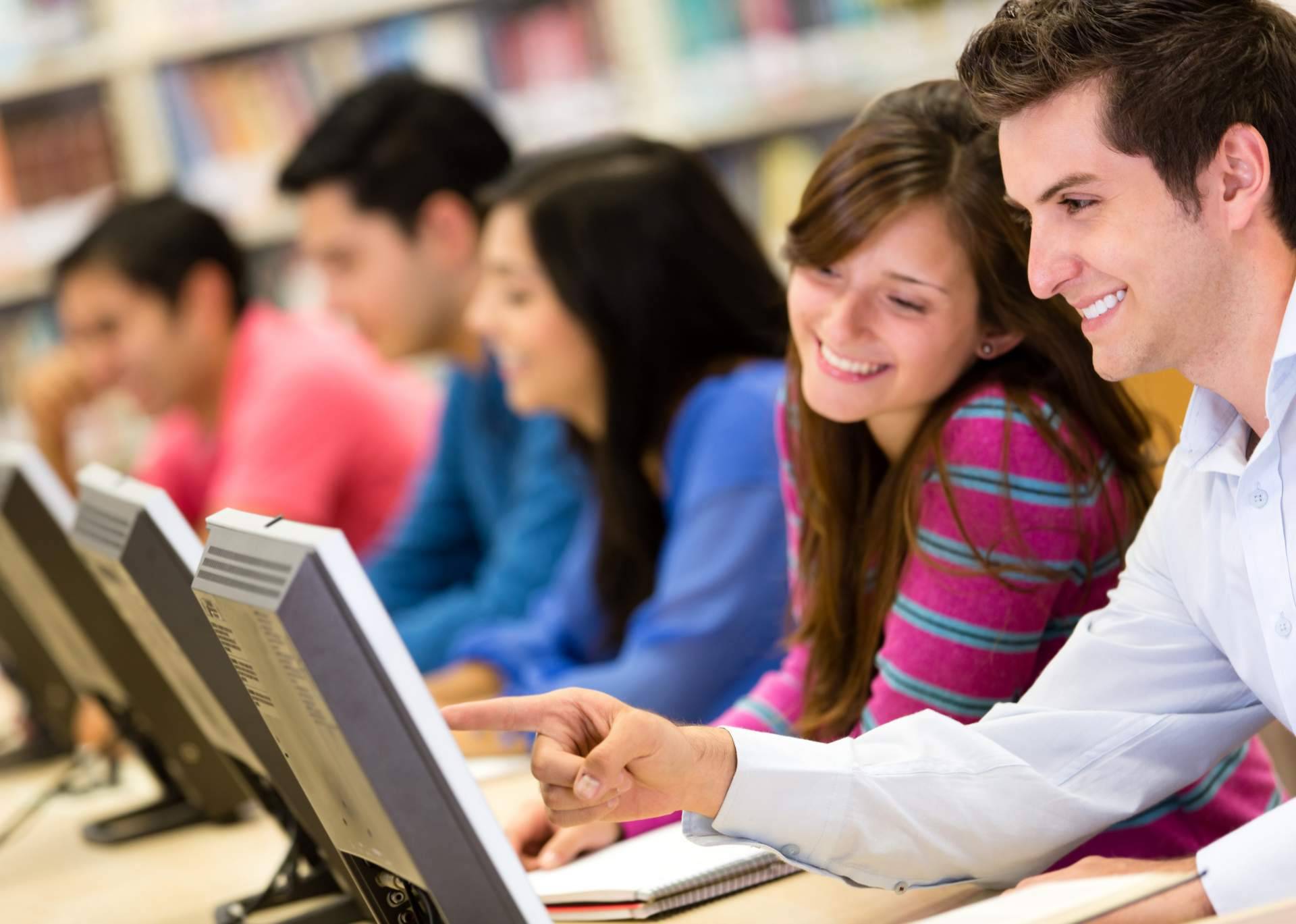 Recomendaciones para superar el examen práctico de conducir, con Autoescuela 2000