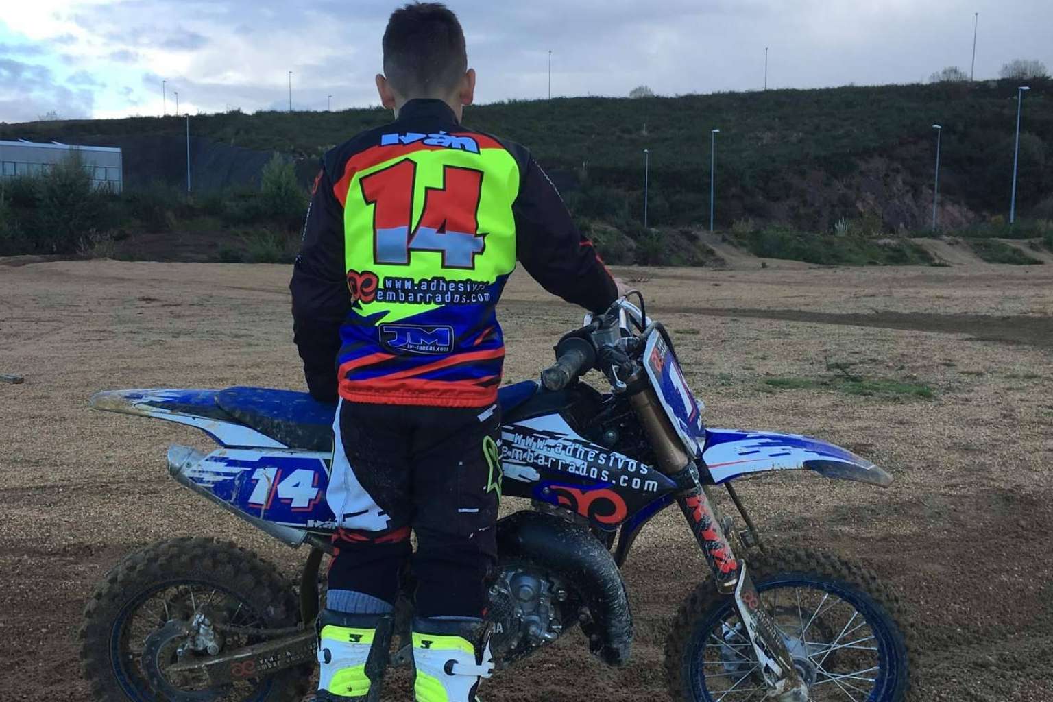 Ropa personalizada para motocross, trail y enduro en la tienda ADHESIVOSEMBARRADOS