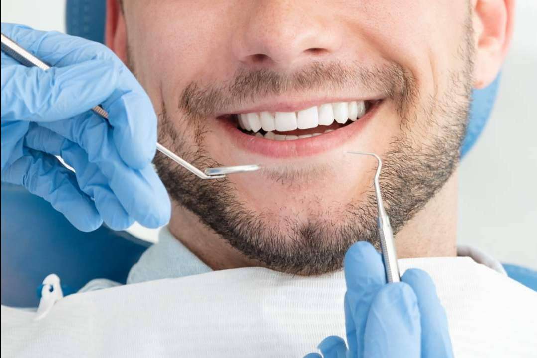 Carillas dentales Valencia, por la clínica dental Bucalia