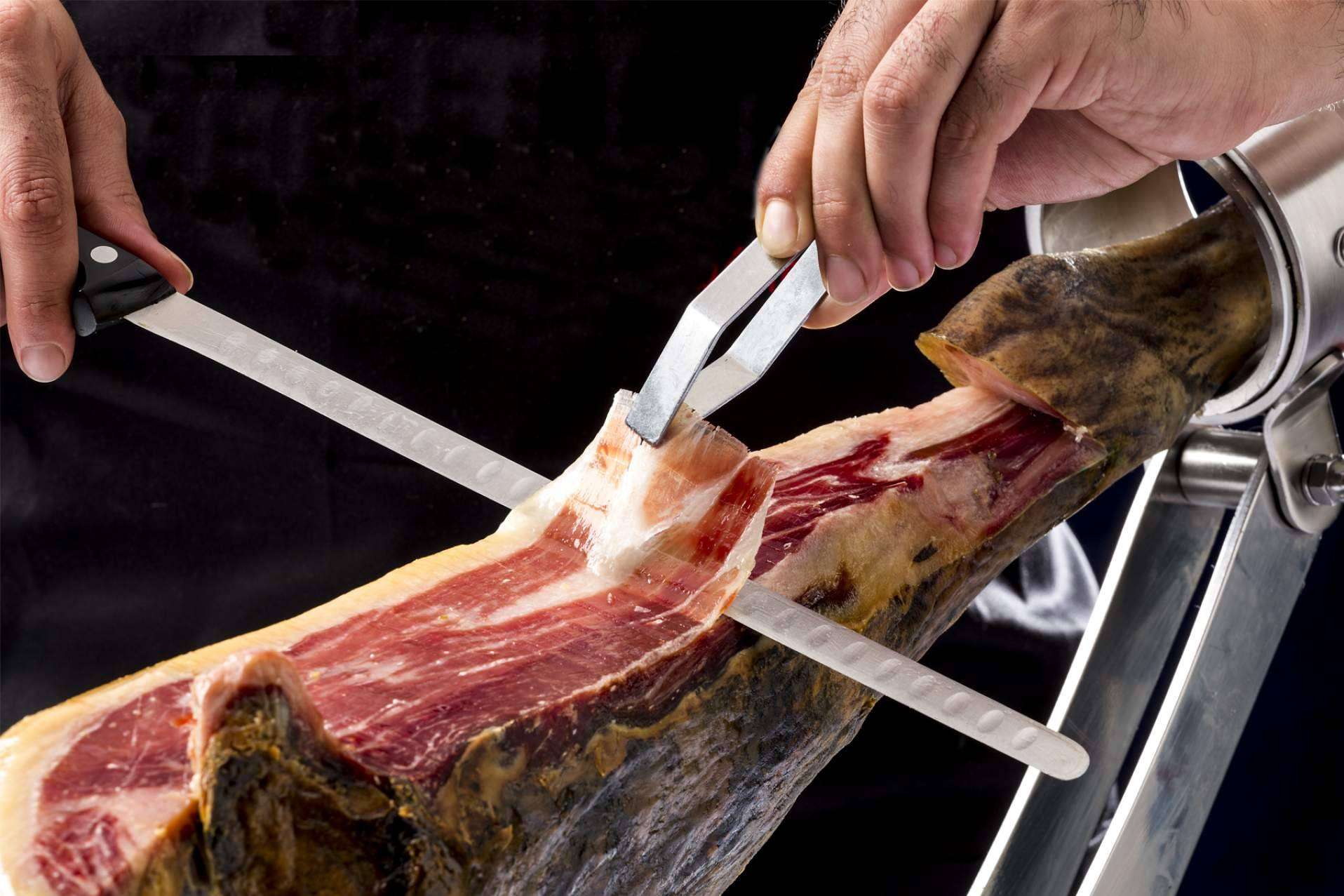 La empresa galardonada por la calidad de su jamón ibérico, Segundín