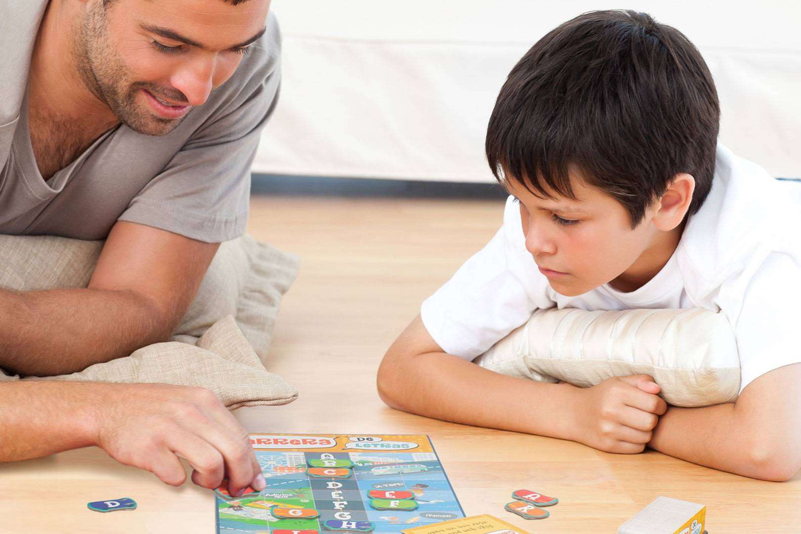 Estas navidades, regalar juegos de mesa educativos