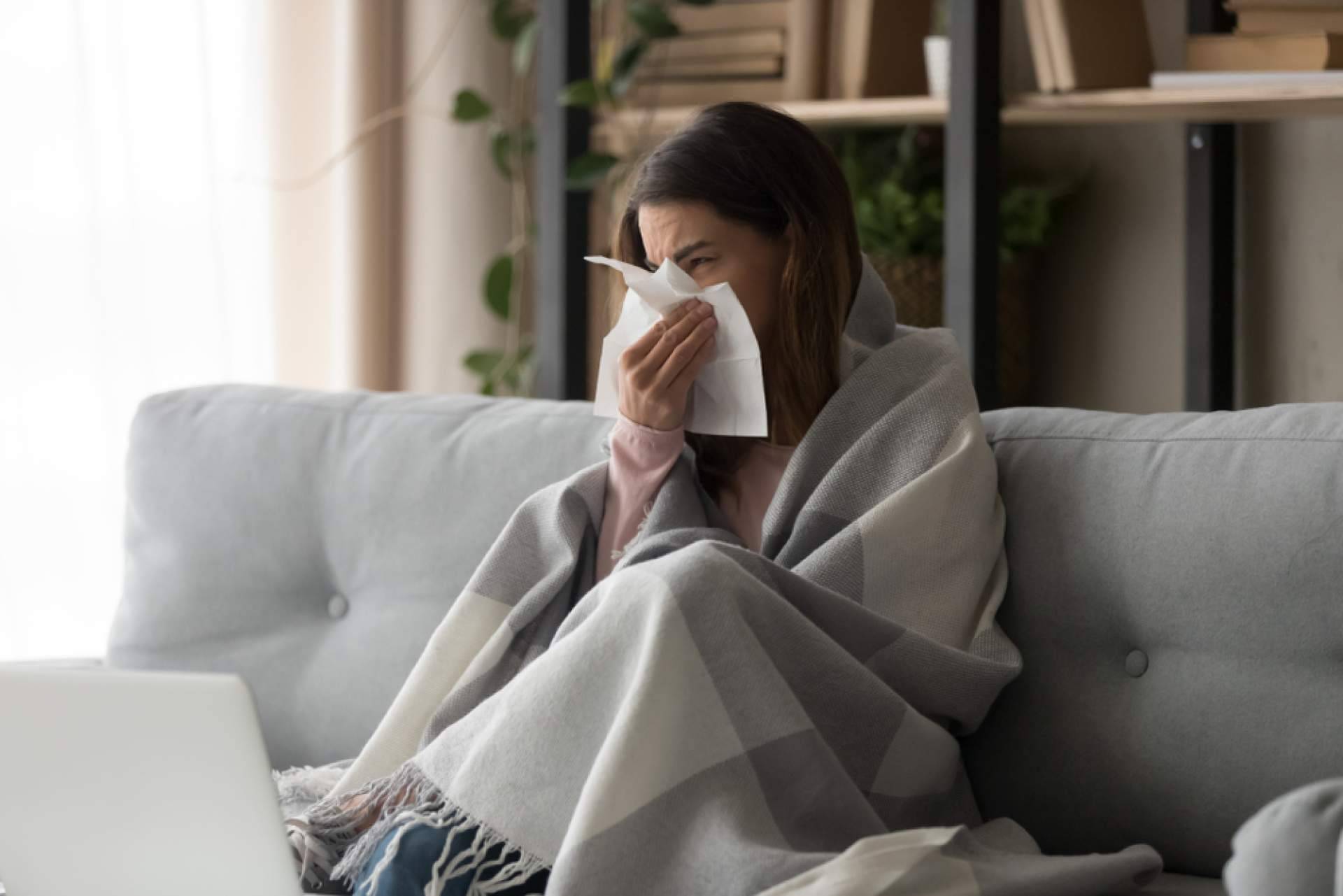 Saber identificar los síntomas ante un resfriado, gripe o coronavirus es importante, por BiBefy
