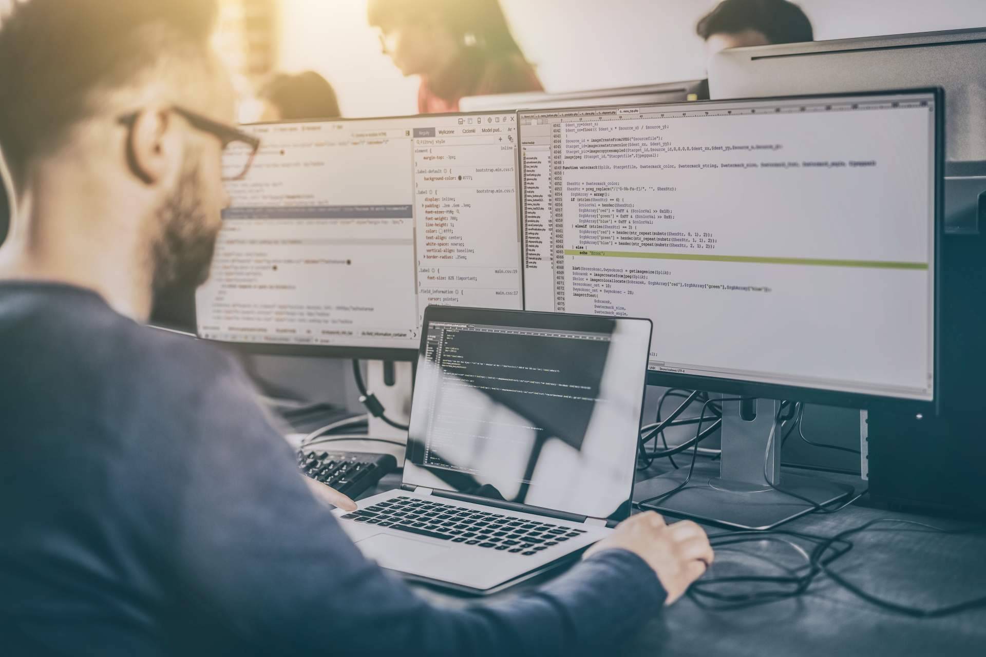 Software CRM ERP sobre cómo encontrar el mejor software empresarial