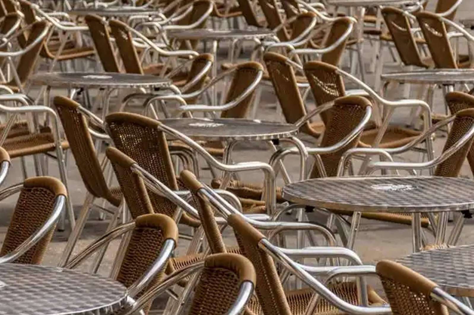 La amplia oferta de Muebles Exterior en muebles de hostelería
